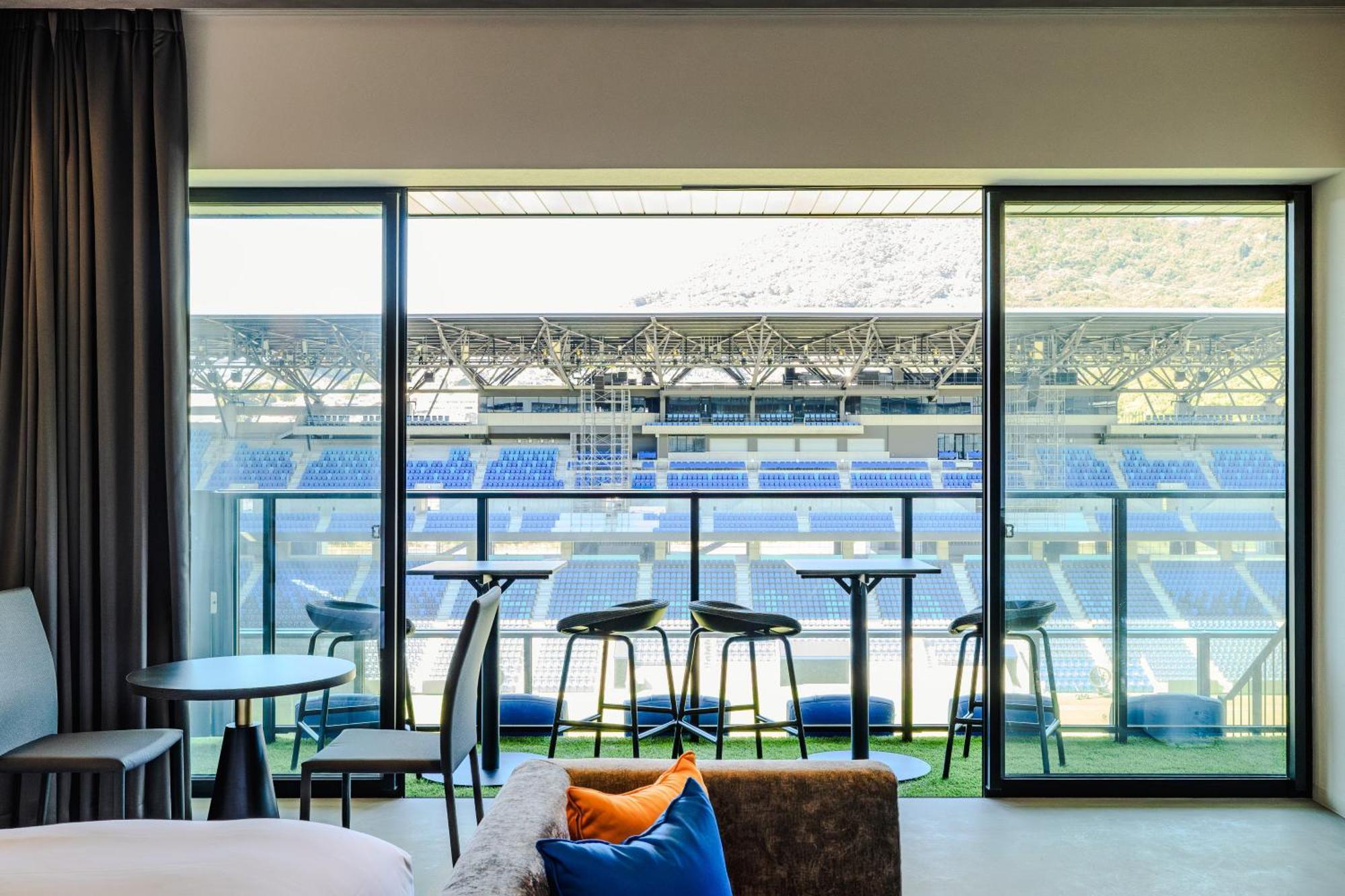 Stadium City Hotel נגסקי מראה חיצוני תמונה
